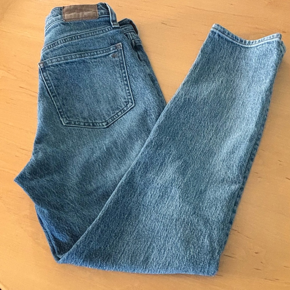 Madewell women’s Classic Blue Jeans